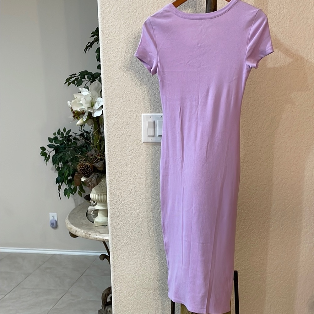 Classic Scoop Neck Lavender Bodycon Dress - Picture 7 of 9